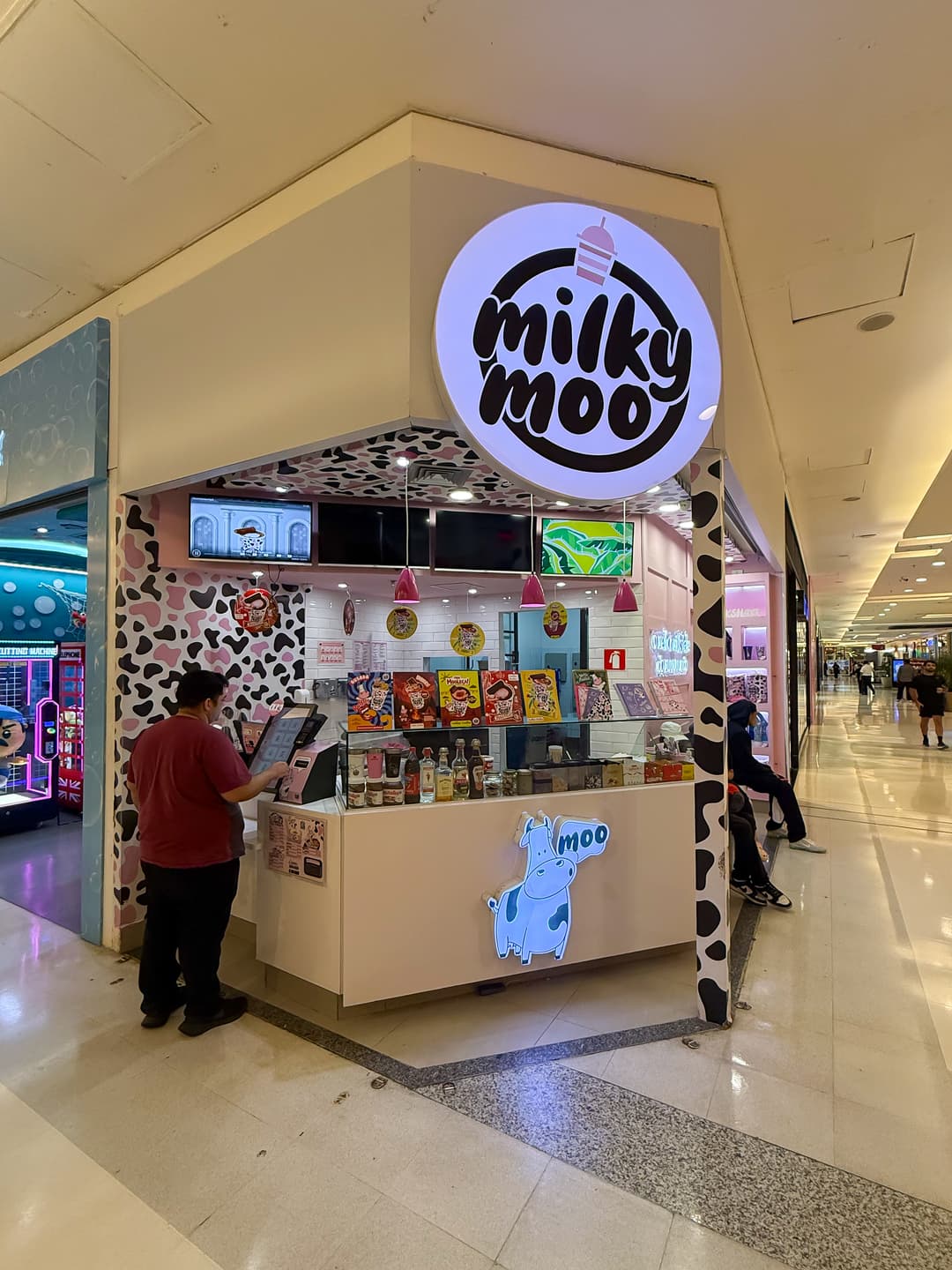 Logo da loja milky moo