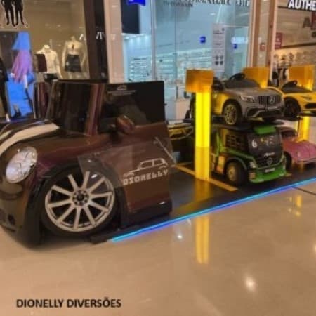 Imagem de interna da loja dionelly brinquedos